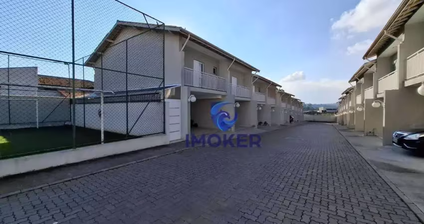 Sobrado em condomínio; no bairro Caxangá, Suzano/SP; 3 dormitórios (1 suíte); 2 vagas cobertas.