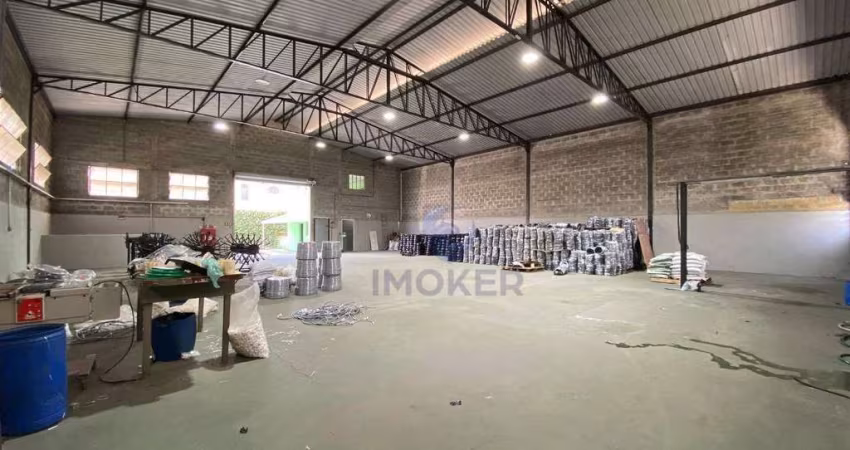 Galpão Industrial (ZUP1) em Suzano/SP; 806 m² de terreno; 640 m² de vão livre; 99 kVA; 2 entradas; estacionamento.