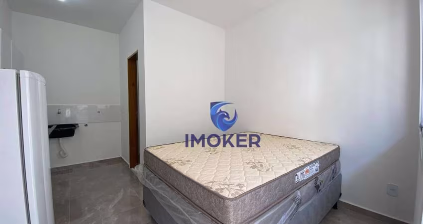 Kitnet semimobiliada em Mogi das Cruzes/SP; 1 dormitório; 1 banheiro; cozinha; área de serviço.