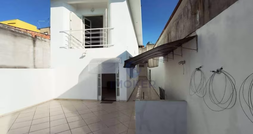 Sobrado na Vila Virgínia, Itaquaquecetuba/SP; 2 quartos, sacada, 2 vagas