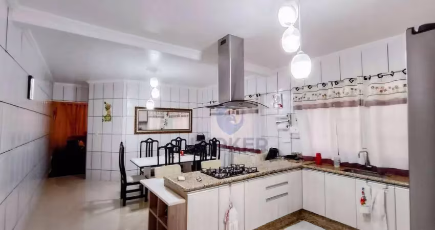 Sobrado com 3 suites e varandas, vagas 6 carros, Jd dos Ypês, Suzano/SP