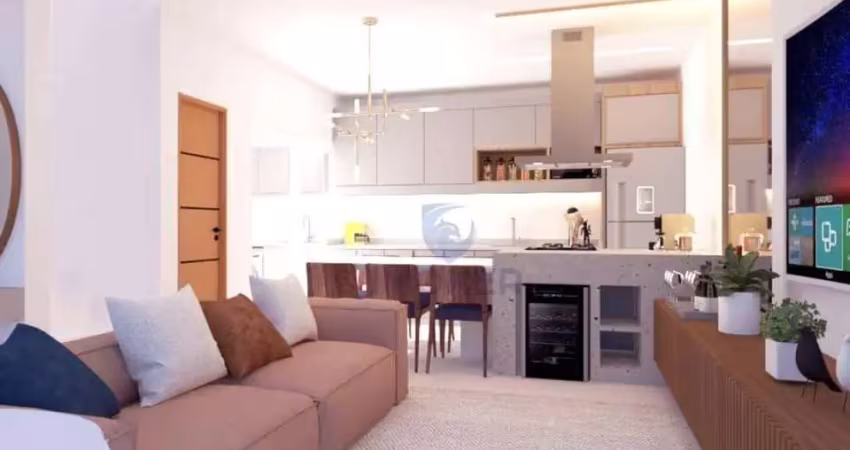 Sobrado no centro; poa/sp; 3 dormitórios sendo 1 suíte com espaço para closet e home office; 2 vagas; área de serviço com quintal.