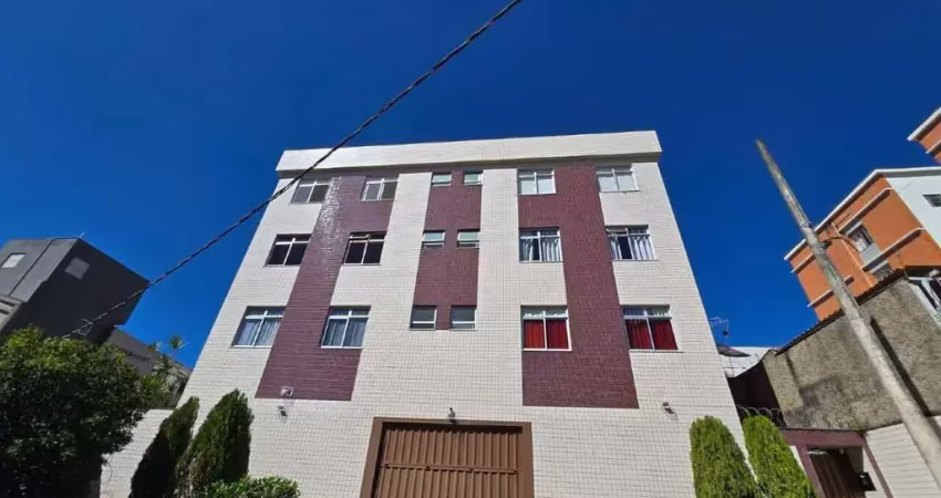 Compre, apto vazio, 02 qtos, suíte, vaga livre, px a comércios variados