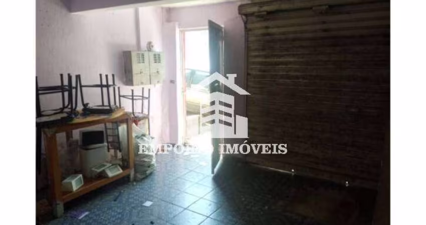 CASA COM 3 DORMITÓRIOS  NA CIDADE TIRADENTES E COM UM PONTO COMERCIAL