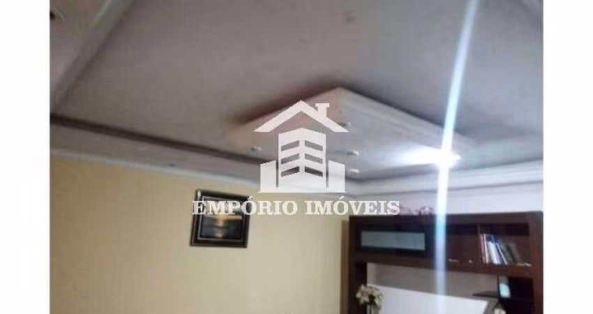 CASA COM 2 DORMITÓRIOS ,NA CIDADE TIRADENTES.