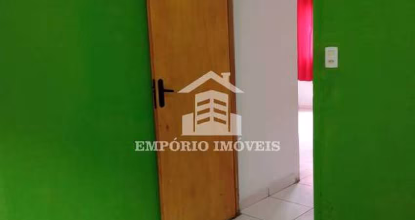 VENDE-SE CASA CID. TIRADENTES