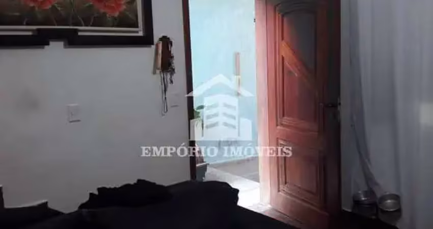 Vende -se    casa sobrado  nova valor de 490.000,00 quitado com escritura.