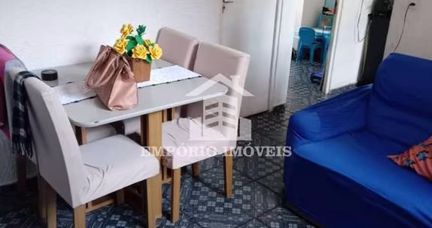 VENDE-SE APARTAMENTO DOIS DORMITÓRIOS CID. TIRADENTES