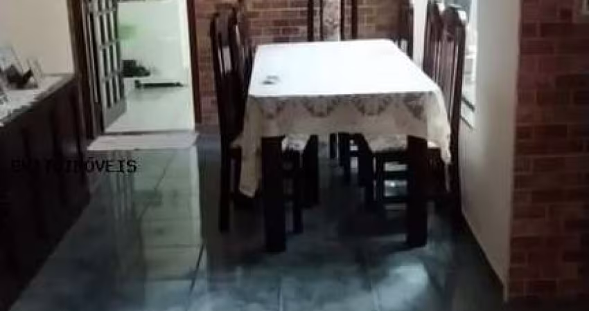 Sobrado para Venda em Mogi das Cruzes, Vila Jundiaí, 3 dormitórios, 1 suíte, 3 banheiros, 2 vagas