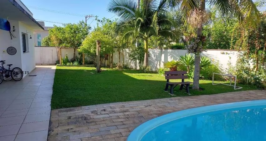 Casa para Venda em Mogi das Cruzes, Fazenda Rodeio, 3 dormitórios, 1 suíte, 2 banheiros, 4 vagas