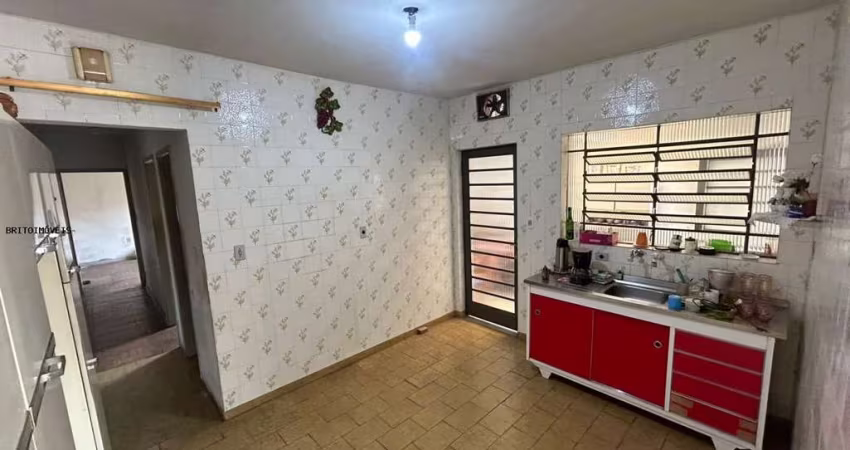Casa para Venda em Mogi das Cruzes, Vila Mogilar, 2 dormitórios, 1 banheiro, 2 vagas