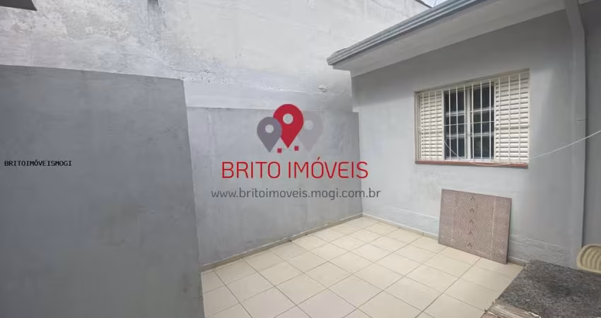 Casa Térrea para Venda em Mogi das Cruzes, Centro, 3 dormitórios, 1 banheiro, 1 vaga