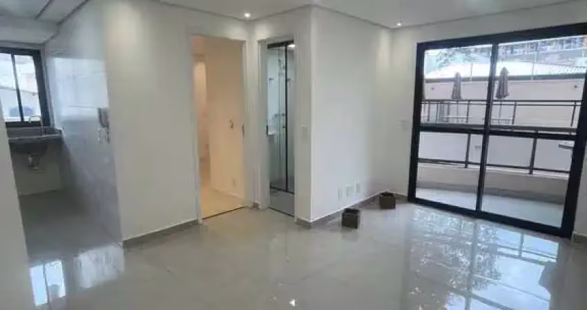 Apartamento para locação – 1 dormitório com varanda e 1 vaga de garagem