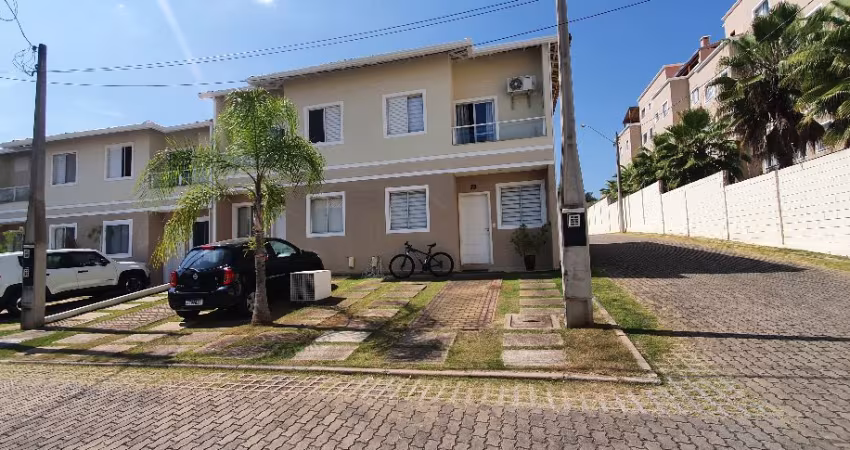 Casa no condominio Residencial  Jardim de Versailhes