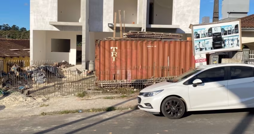 Sobrado com 125 m² e 3 quartos no Costa e Silva