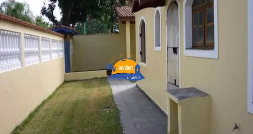 Casa térrea a venda- 3 dormitórios- proximo ao mar- Bertioga-SP