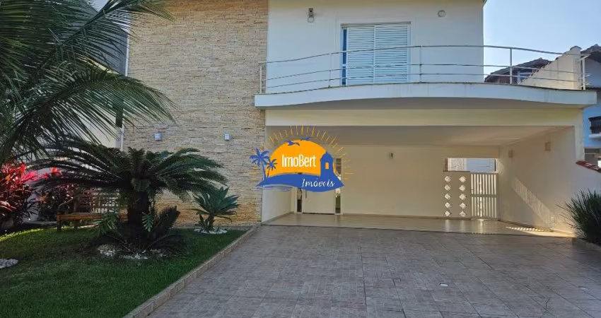 Casa de Condomínio à Venda em Bertioga-SP: 6 Quartos, 5 Suítes, 3 Salas, 7 Banheiros, 7 Vagas de Garagem!