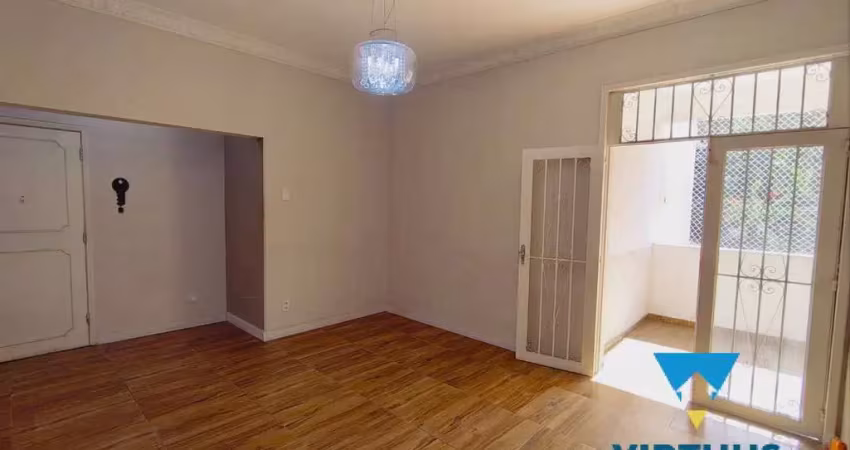 Apartamento no centro da freguesia, 3 quartos, 2 suítes com 106m3