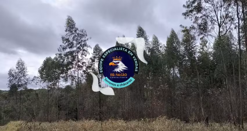 Terreno à venda na Estrada Municipal da Cachoeira, 9734, Caucaia do Alto, Cotia