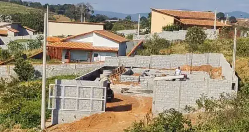 He garanta um terreno lindo para a sua casa de campo!