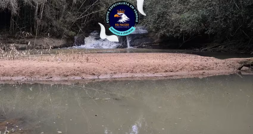 Terreno em área arborizada – paz e qualidade de vida