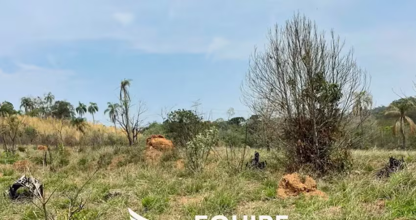 He um dos melhores terrenos em oferta de atibaia! venha visitar!