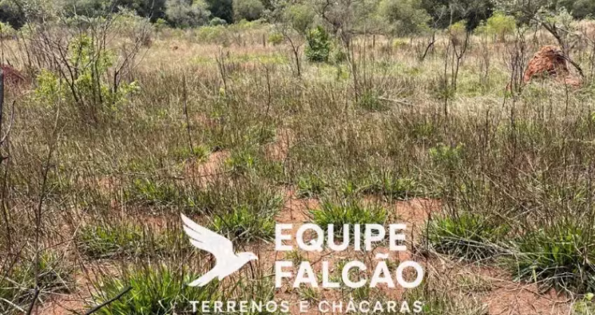 Terreno à venda na Avenida Nove de Julho, 4268, Centro, Atibaia