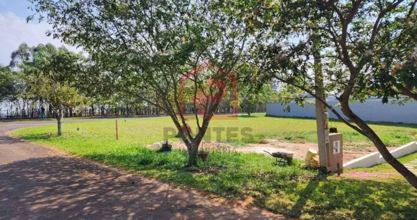 Terreno à venda no Residencial Parque Laguna I, Botucatu 