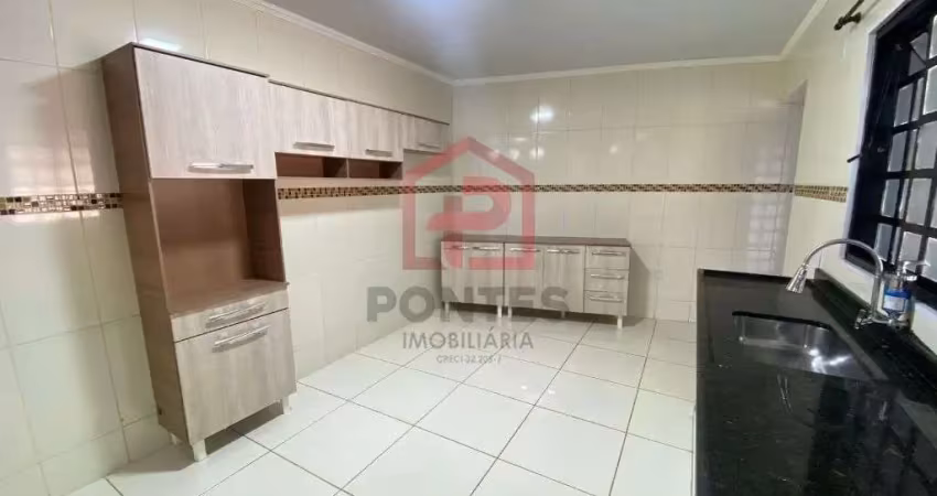 Casa com 2 quartos para alugar no Jardim Ypê, Botucatu 