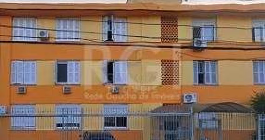 Apartamento de 3 dormitórios  reformado, piso laminado,, living, cozinha americana, área de serviço, banheiro grande e excelente posição solar.&lt;BR&gt;Imóvel bem localizado no bairro  Parque São Seb