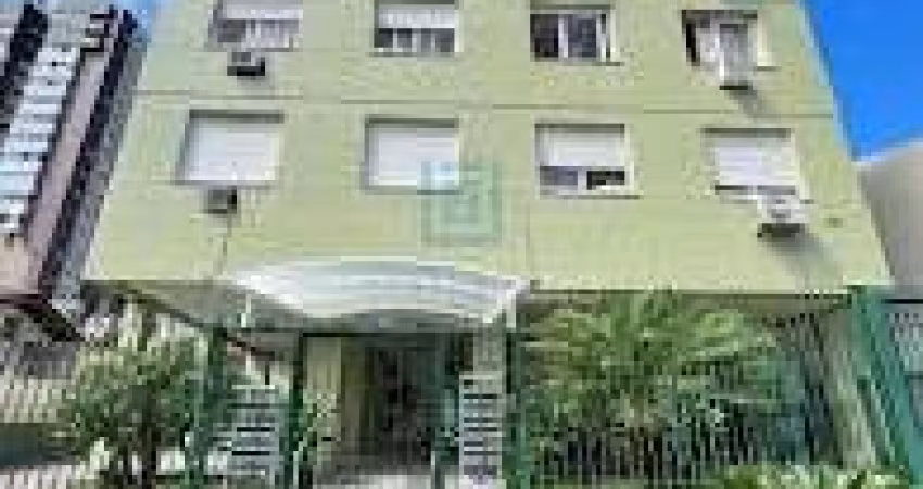Cobertura  com 2 dormitórios, 2 banheiros, cozinha,  sala de jantar e estar com ambiente aberto.  &lt;BR&gt;1 andar: 2 dormitórios, banheiro, closet, sala de jantar e  estar, cozinha, área de serviço,