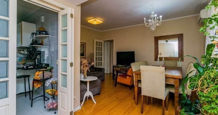 Apartamento GARDEN, posição solar leste/norte, localizado no Bairro Rio Branco, com 76 metros privativos, composto por dois dormitórios, living para dois ambientes, banheiro amplo, cozinha, área de se