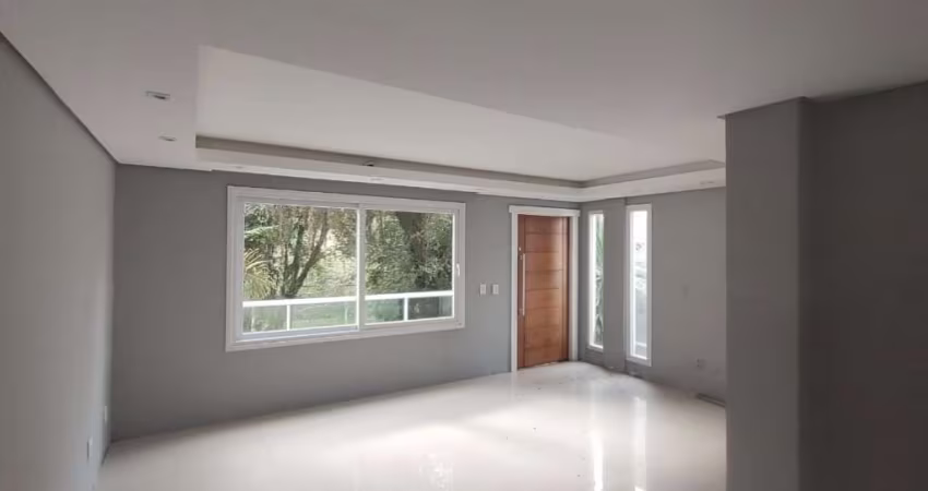Você procura uma casa espaçosa e bem localizada no coração do bairro Jardim Isabel, em Porto Alegre? Esta é a oportunidade que você estava esperando!&lt;BR&gt;&lt;BR&gt;Características Principais:&lt;