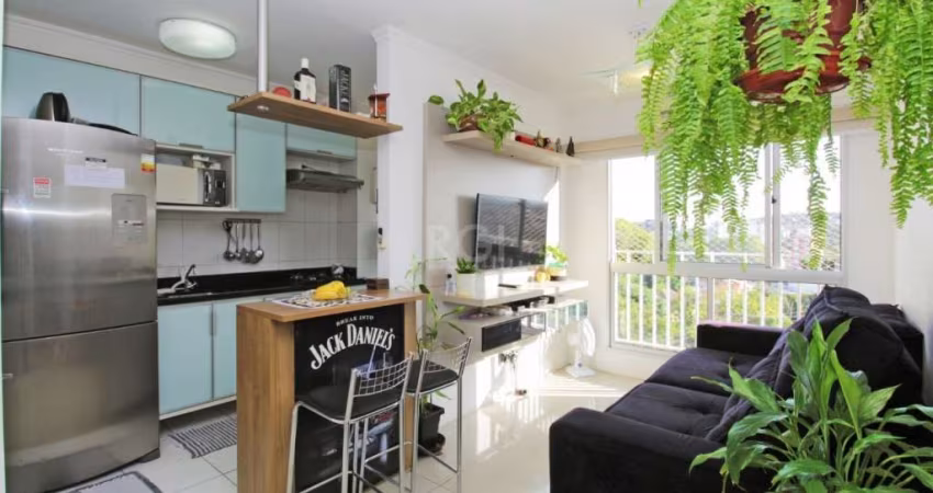 Apartamento 2 dormitórios, 1 vaga de garagem, no bairro Glória, Porto Alegre/RS.      &lt;BR&gt;&lt;BR&gt;Impecável apartamento em andar alto, com 48m2, living para dois ambientes, estar e jantar, coz