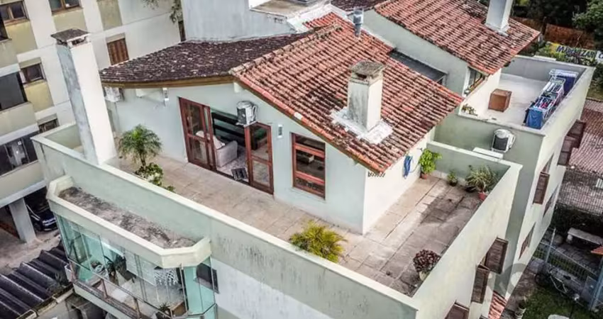 Esse será seu novo lar! Uma cobertura espetacular com 163,49m² distribuídos em três dormitórios, sendo uma suíte, e um dormitório no mesmo andar, o banheiro social conta com uma banheira relaxante, id