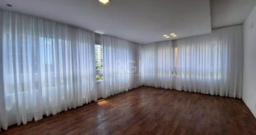 Excelente apartamento  localizado no Bairro planejado Central Parque.Apartamento de 3 dormitórios sendo 1 suíte, piso vinílico e porcelanato instalados, 94mts privativos com living para 2 ambientes, l