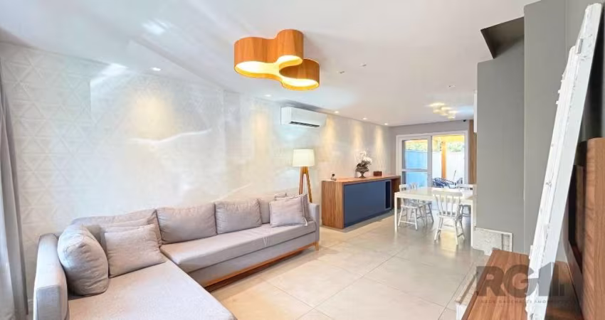 Casa a venda no Condomínio Euroville com 3 dormitórios&lt;BR&gt;&lt;BR&gt;Casa de 3 dormitórios, sendo 1 suíte, em um exclusivo condomínio fechado na Zona Sul de Porto Alegre. Com projeto contemporâne