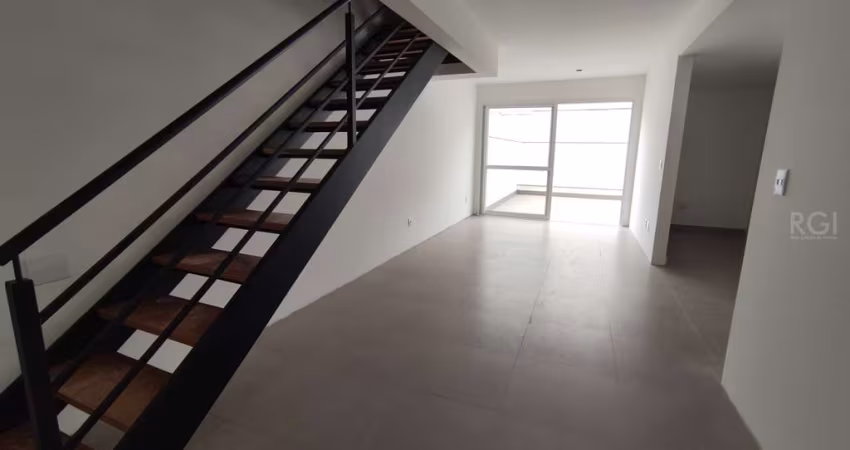 Apartamento duplex garden com 2 suítes!&lt;BR&gt;&lt;BR&gt;Apartamento diferenciado! Living com cozinha integrada com churrasqueira e lavabo. Parte superior com 2 suítes. Possui vaga para 2 carros. Ed