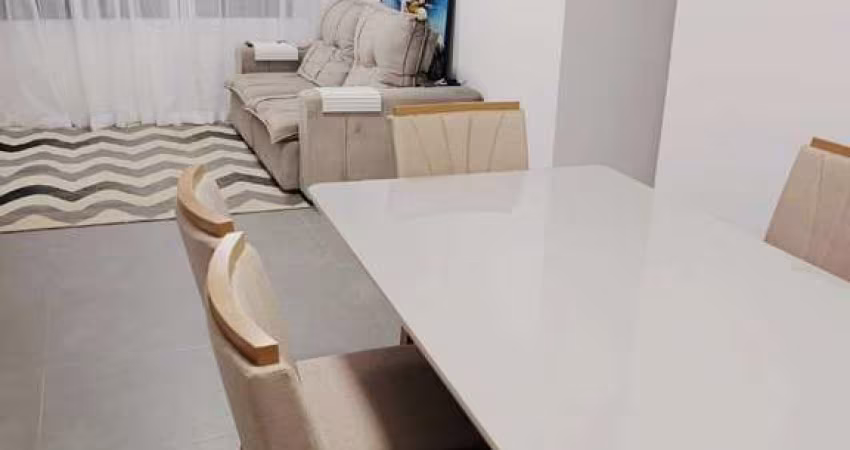 Excelente apartamento com 81m² de área privativa no bairro Lindoia, 2 dormitórios, sendo 1 suíte, living para dois ambientes, cozinha com churrasqueira e área de serviços integrada, e lavabo. Com 1 va