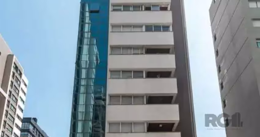 Belissima cobertura em Torres  com três dormitórios sendo uma suite , MOBILIADA E DECORADA . Vista Mar e Rio . Cozinha e   estar integrados , espaço gourmet , piscina no terraço