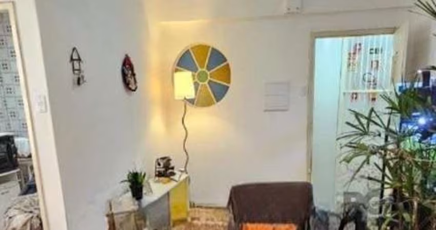Apartamento no bairro Santana com 93m2, 3 dormitórios.&lt;BR&gt;&lt;BR&gt;Excelente oportunidade apartamento 3 dormitórios, living 2 ambientes, 2 banheiros 1 transformado em depósito de fácil reversão