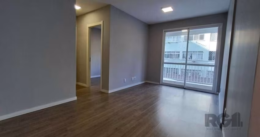 Descubra o seu novo lar no coração do Cristo Redentor, Porto Alegre! Apresentamos um moderno apartamento à venda na Rua Limoeiro , localizado em uma rua tranquila, a poucos passos de hospitais, escola