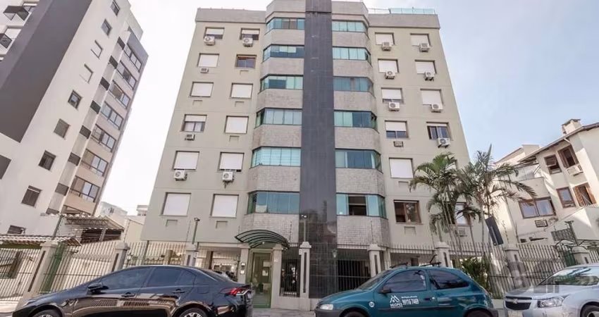 Venha conhecer este incrível apartamento disponível para venda no bairro Tristeza, em Porto Alegre. Localizado na Rua Santa Vitória n.40 , este imóvel de 106 m², está em ótimo estado e pronto para mor