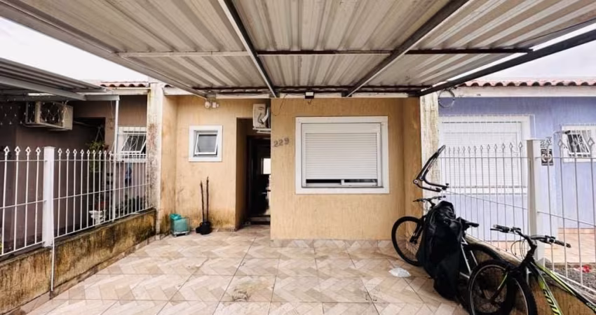 Venha conhecer a sua nova casa dos sonhos no loteamento Winter Park! Esta charmosa residência conta com 2 quartos amplos, uma sala aconchegante, um banheiro espaçoso e uma vaga de garagem coberta, gar