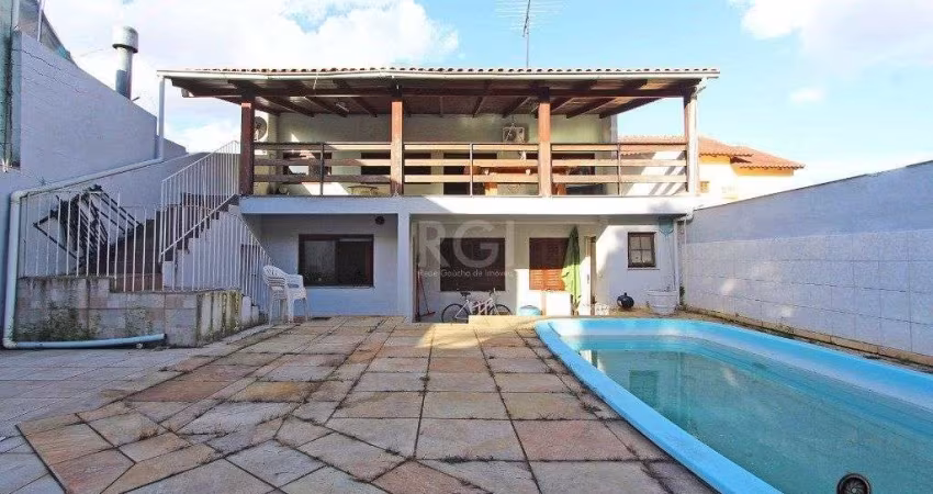 Casa para Venda - 180m², 3 dormitórios, sendo 1 suites, 3 vagas - Parque dos Maias