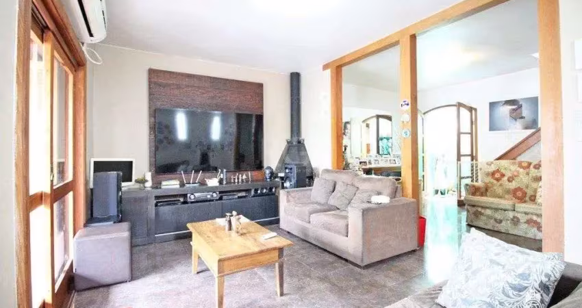 Casa para venda - 151.36m², 3 dormitórios, sendo 1 suites, 2 vagas - partenon