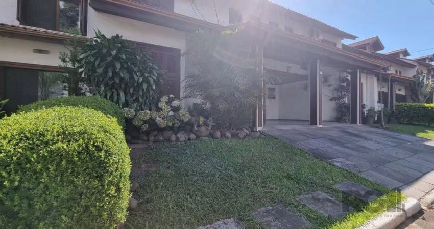 Casa Cond 5 dorm, 3 WC, piscina, jadim grande, cavalhada, Porto Alegre, RS