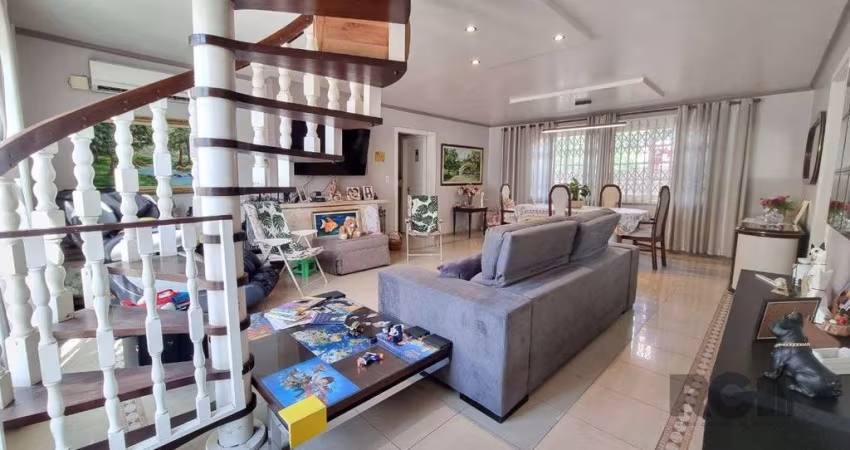 Casa 4 dormitórios, espaço gourmet, piscina, jardim do salso Porto Alegre RS