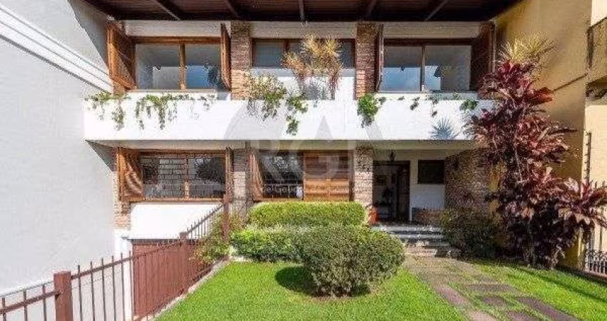 Casa para Venda - 495m², 4 dormitórios, sendo 4 suites, 5 vagas - Vila Jardim