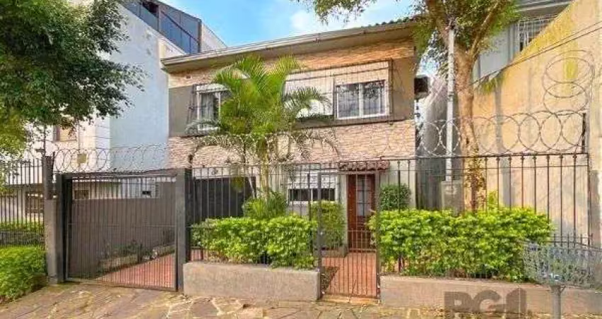 Casa para venda - 240m², 4 dormitórios, 3 vagas - nonoai